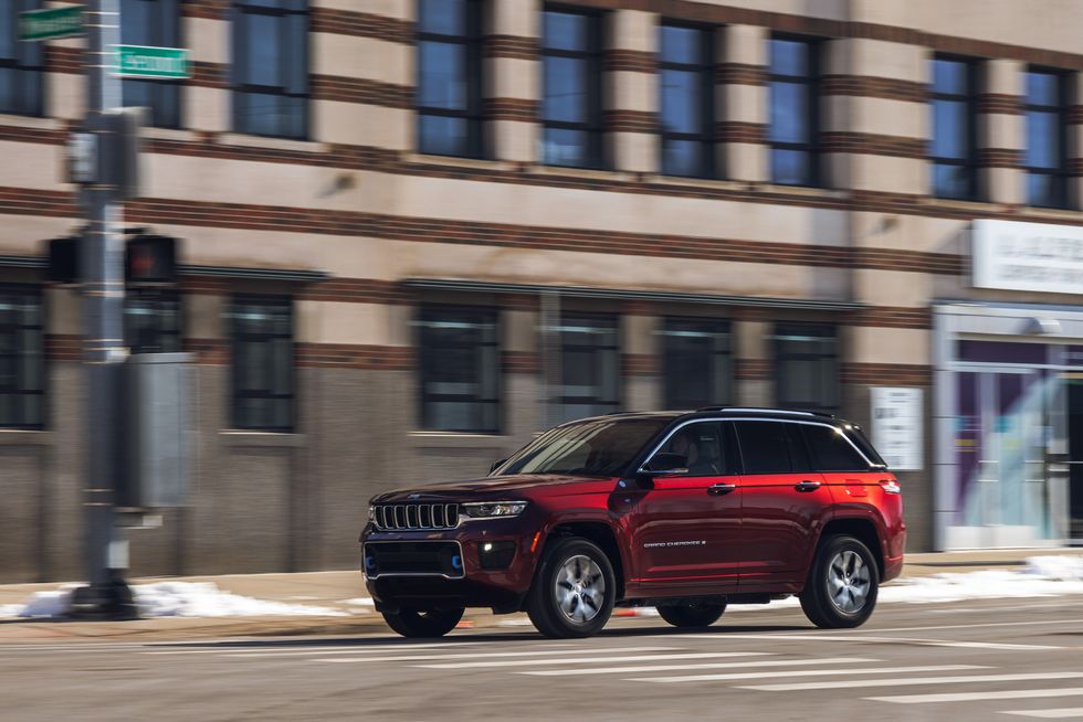 2024 Jeep Grand Cherokee
