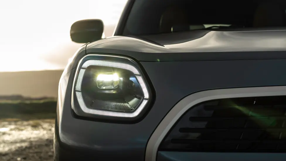 2024 MINI Countryman Engine