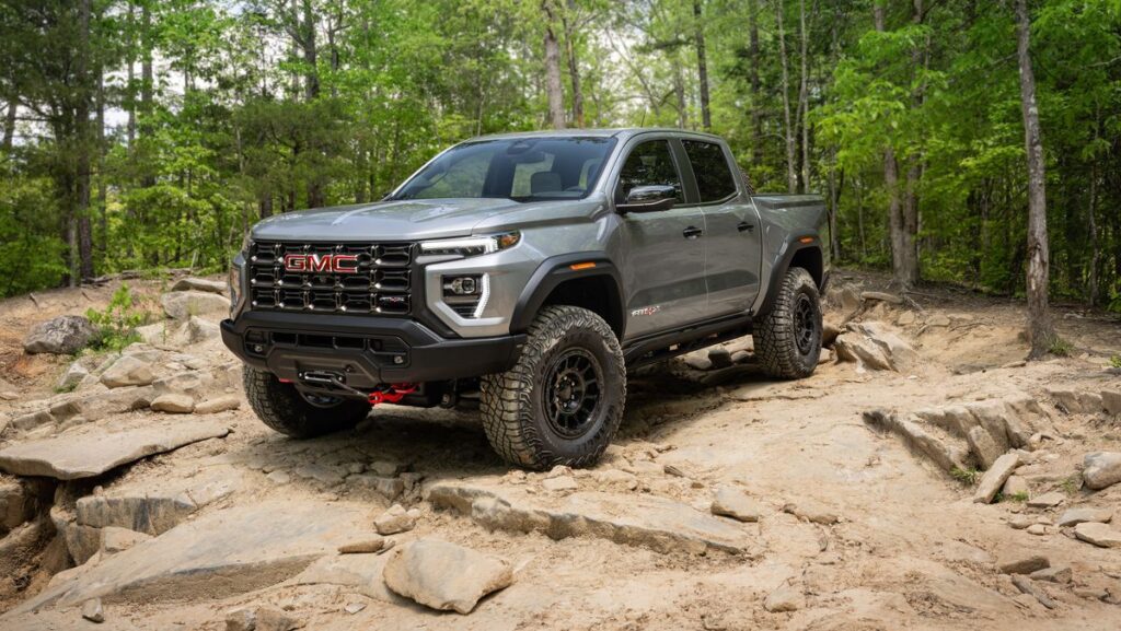 2024 GMC Canyon