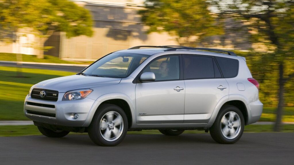 2008 toyota rav4 photo 190978 s original 1 Top Suvs With Remote Start: Ultimate Comfort & Convenience