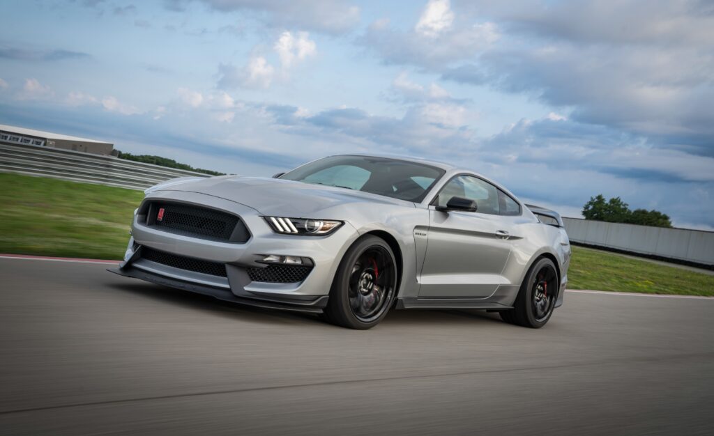 2020 ford mustang shelby gt350r 101 1565613876 1 Top Best Sports Car Under 70k 2024: Affordable Performance & Style