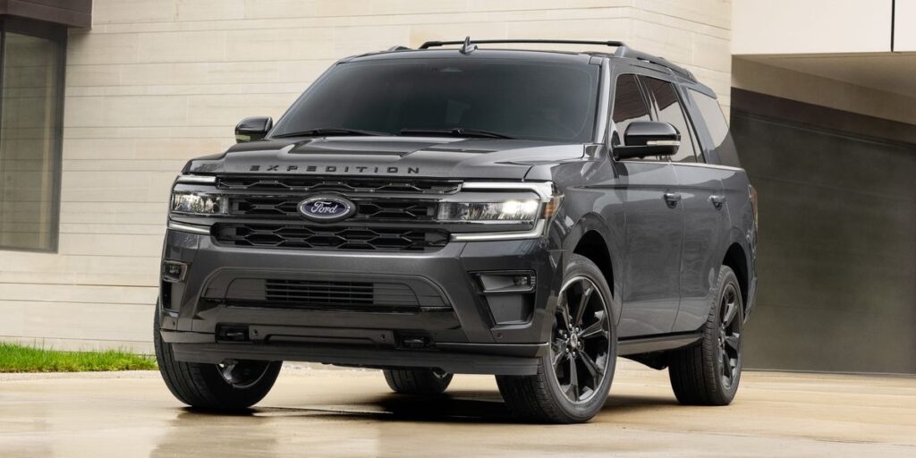 2022 ford expedition stealth performance package 106 1632151771 Top Suvs With Panoramic Sunroof 2024: Enjoy the Sky from Your Ride