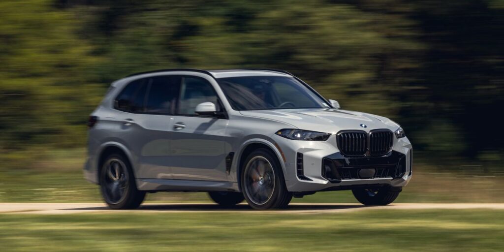 2024 bmw x5 xdrive 50e 124 659d541d9d10d 1 Best Hybrid Plug-in SUVs 2024: Top Picks for Efficiency and Performance