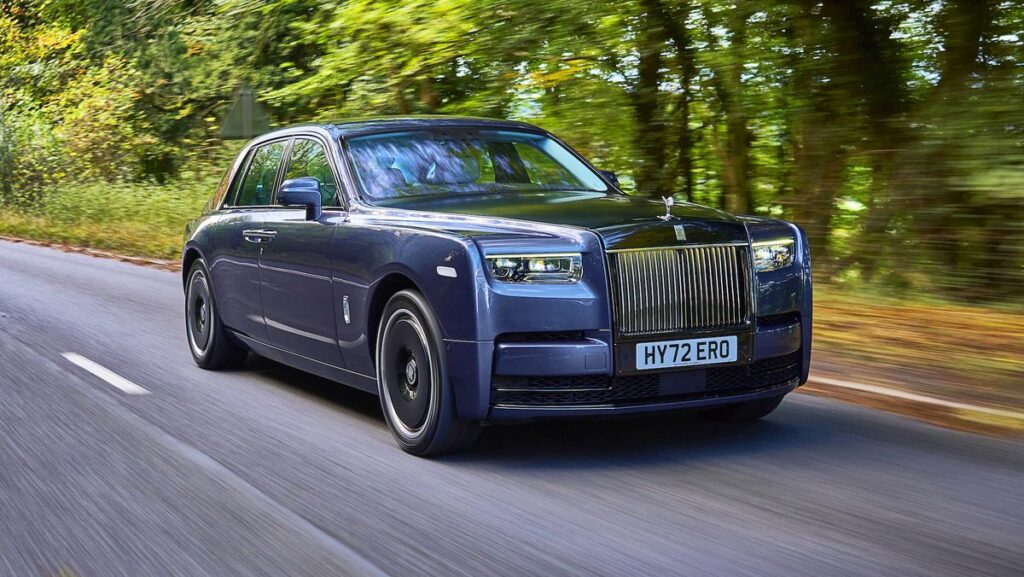 2024 rolls royce phantom 102 64bad70ba7661 Top Cars With Hydraulic Suspension: Smooth Rides and Superior Handling