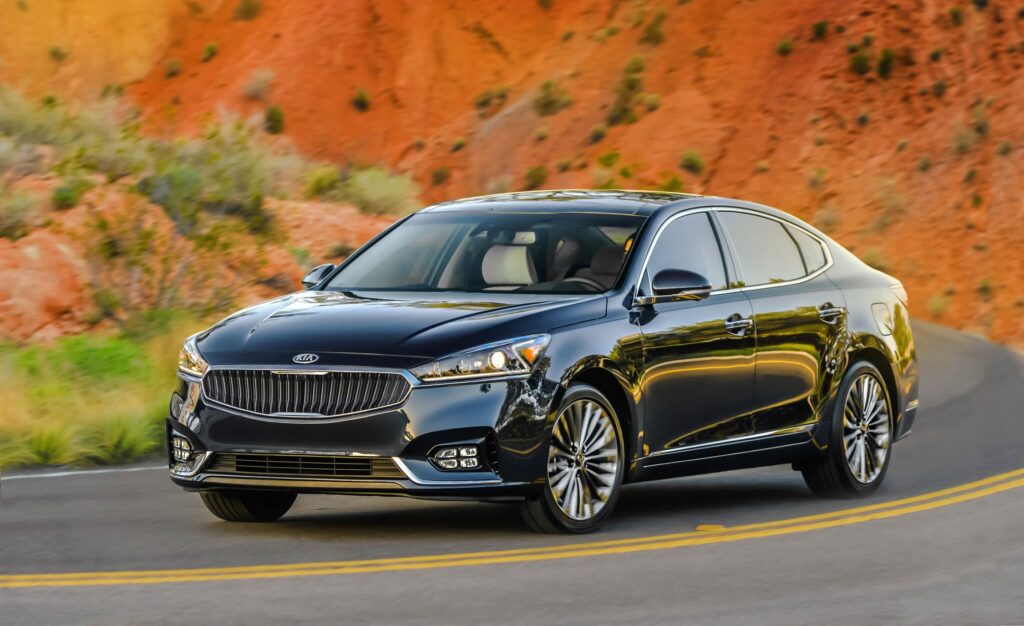 2017 Kia Cadenza 102 1 Top cars that make you look rich: Affordable Luxury